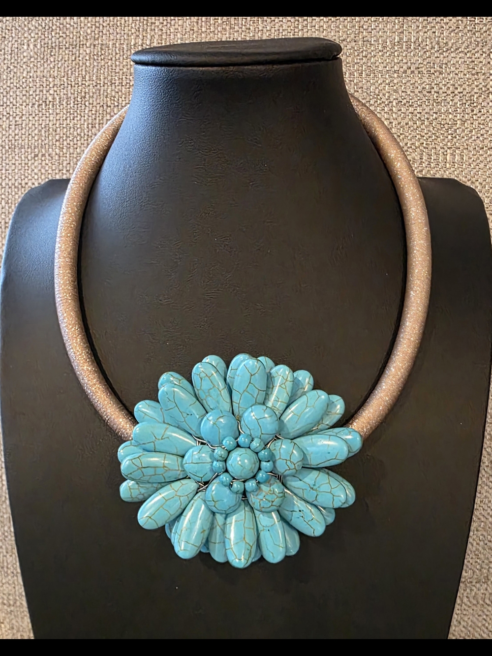 Beautiful Simulated Turquoise Necklace